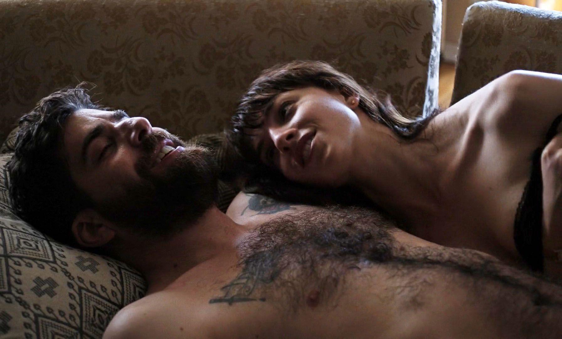 7P Nude Photos of Olivia Thirlby