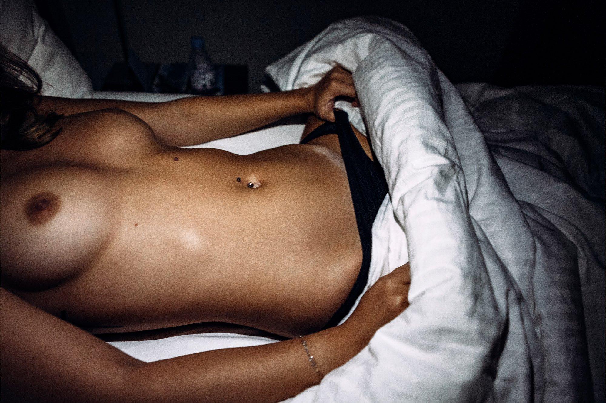 25P Pauline Santamaria Nude