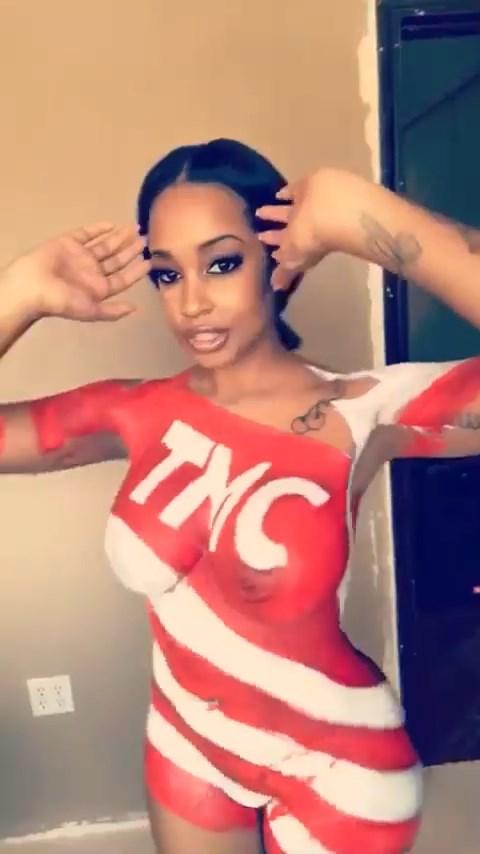 15P PHFame Nude