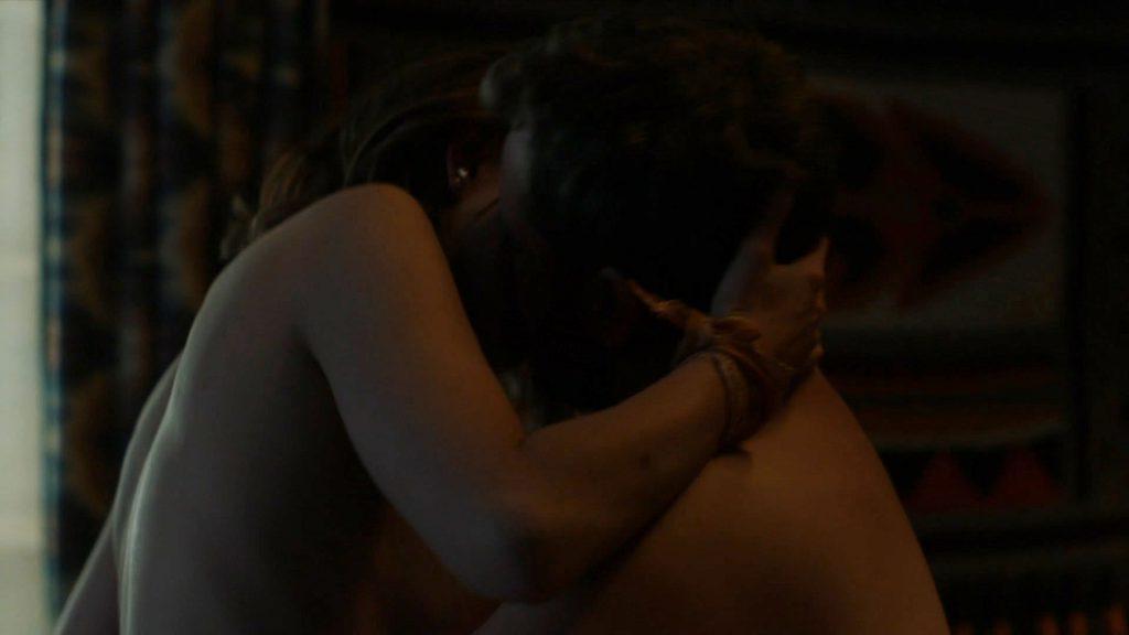 8P Phoebe Tonkin Nude