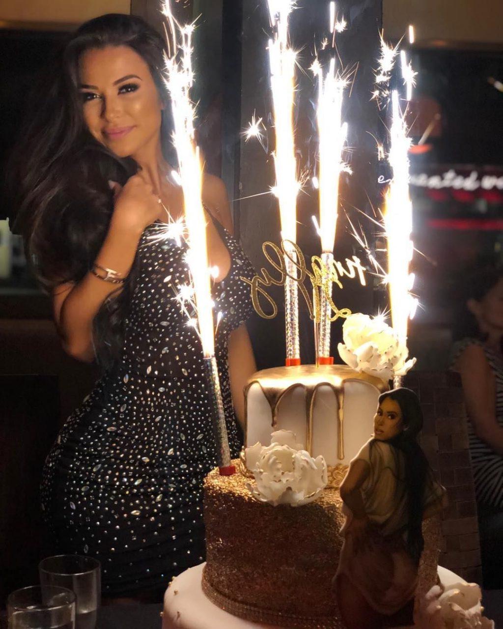 25P Rachel Bush Hot