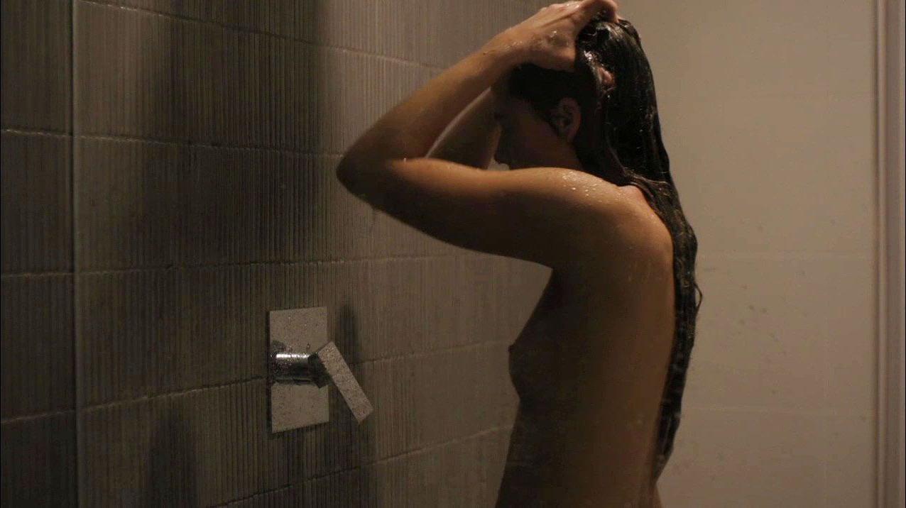 9P Riley Keough Nude Photos