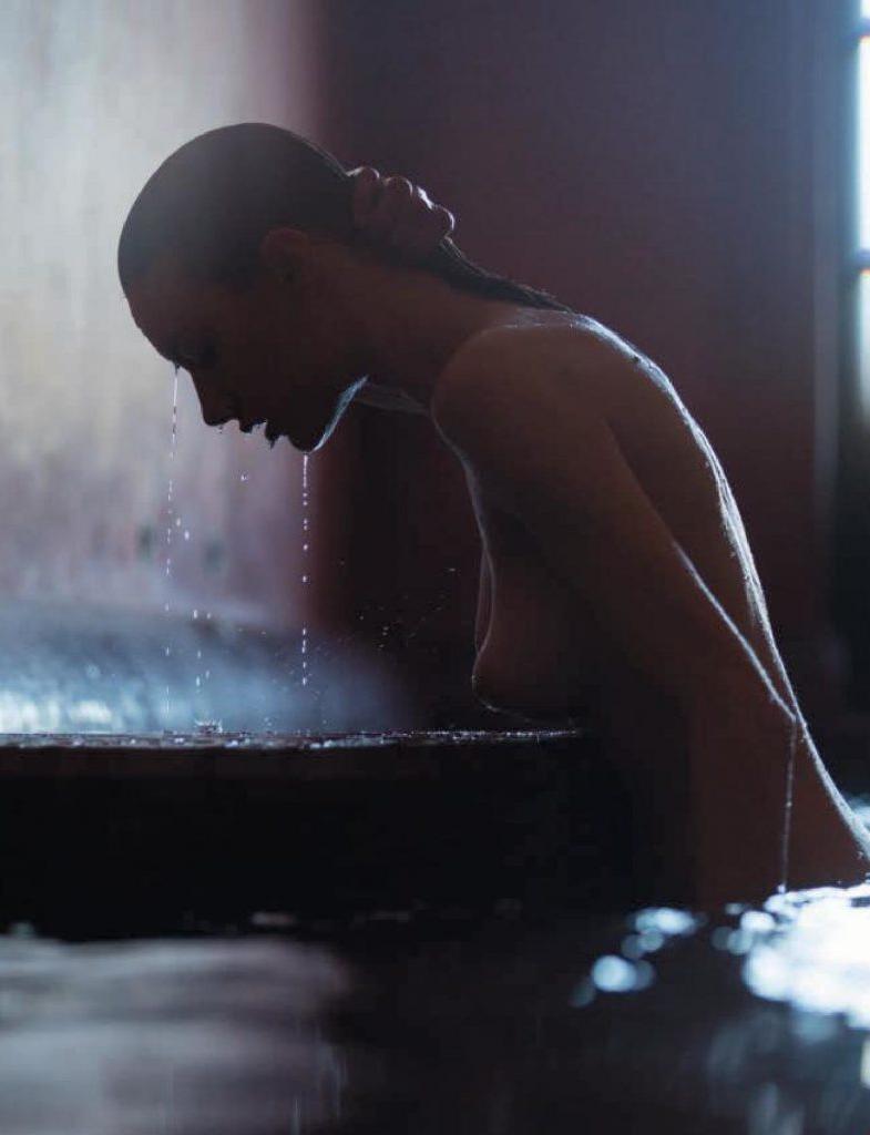 9P Ronja Furrer Nude