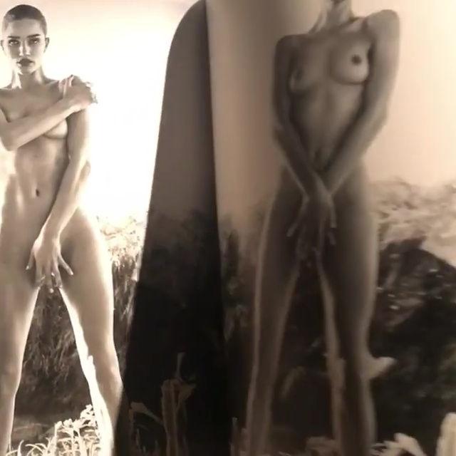 6P Rosie Huntington-Whiteley Nude