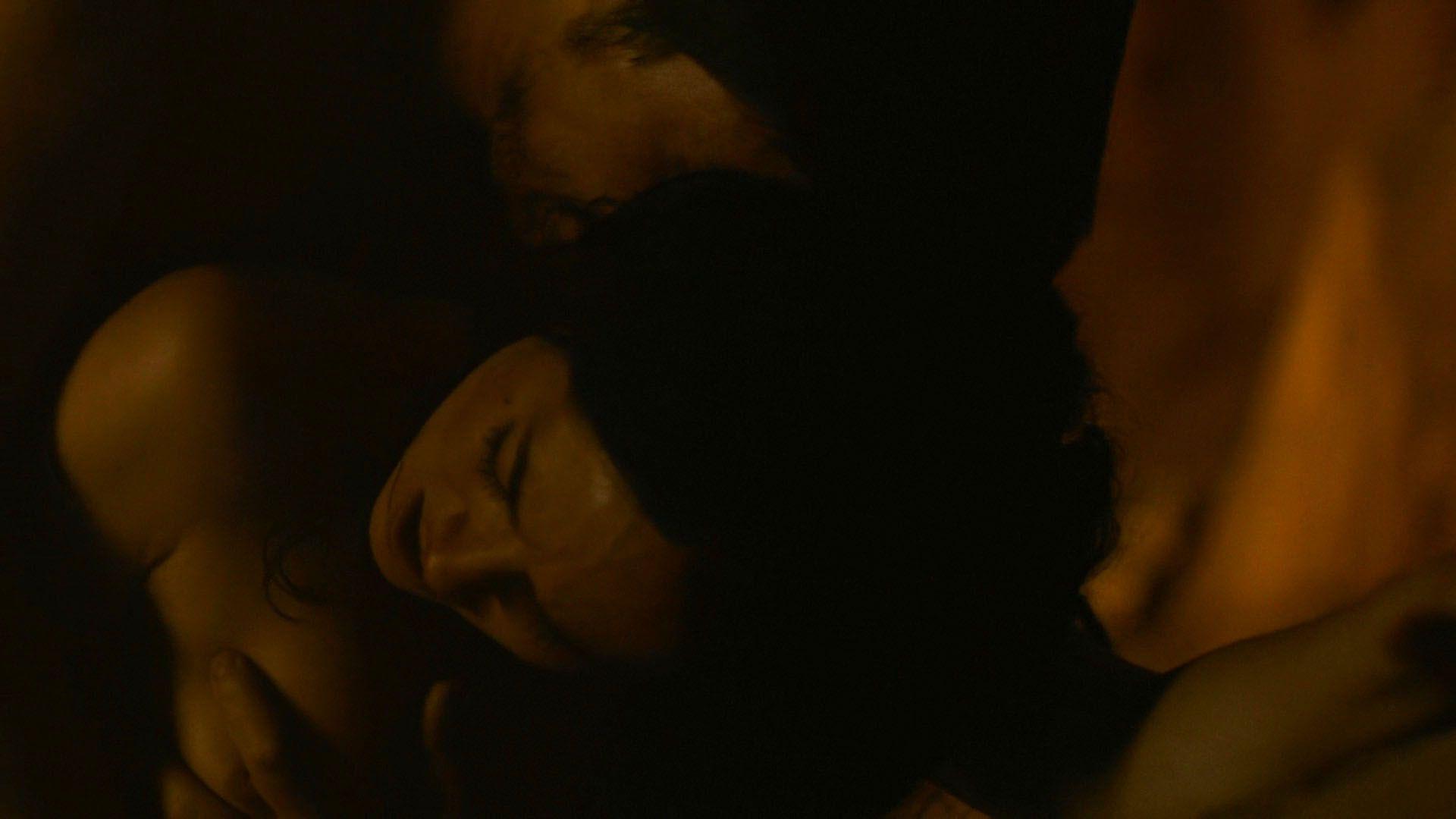 4P Nacktfotos von Sarah Greene