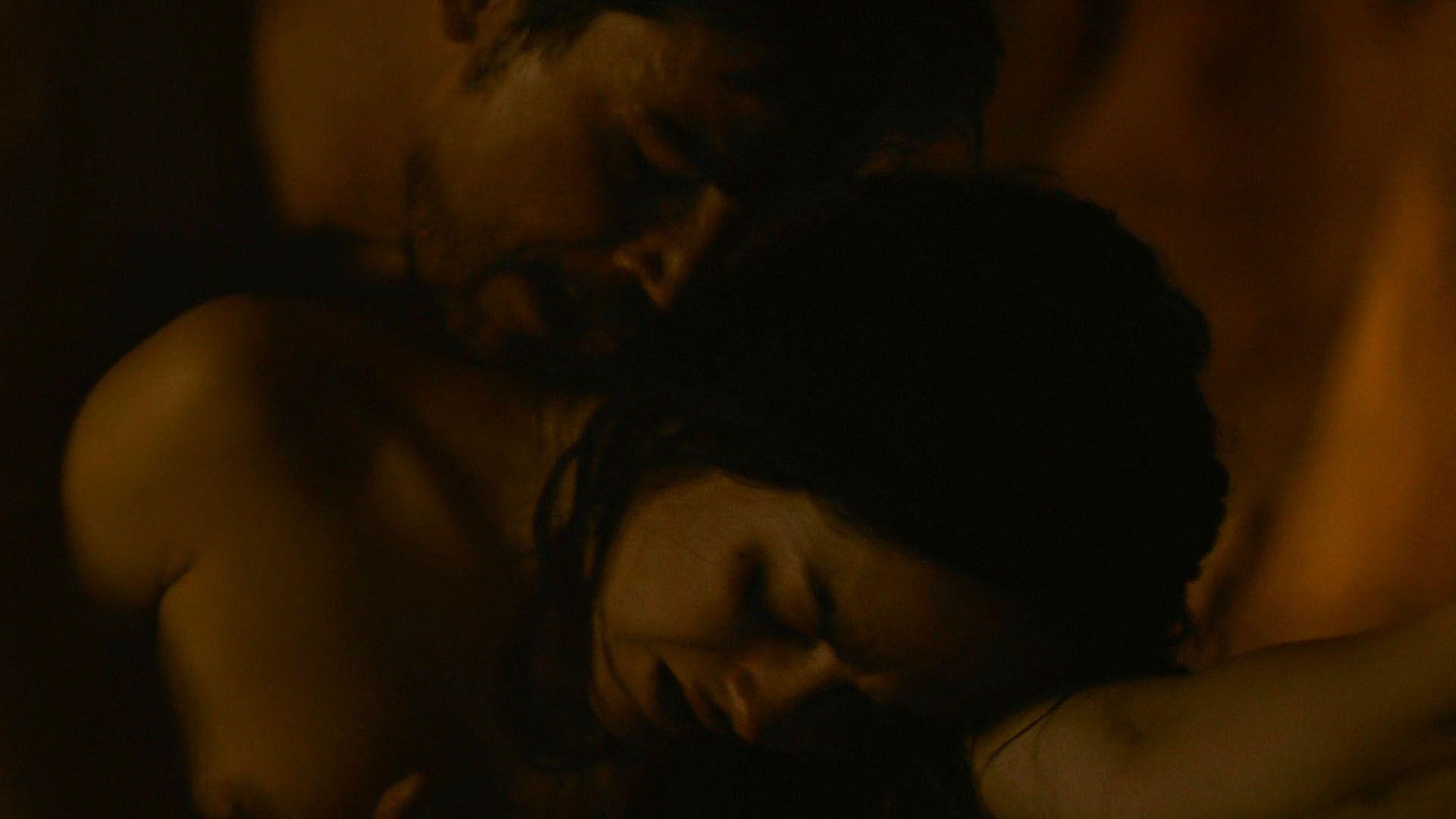 4P Nacktfotos von Sarah Greene