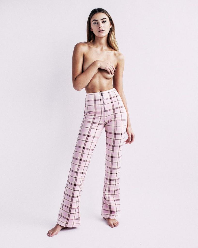 9P Stefanie Giesinger Nude