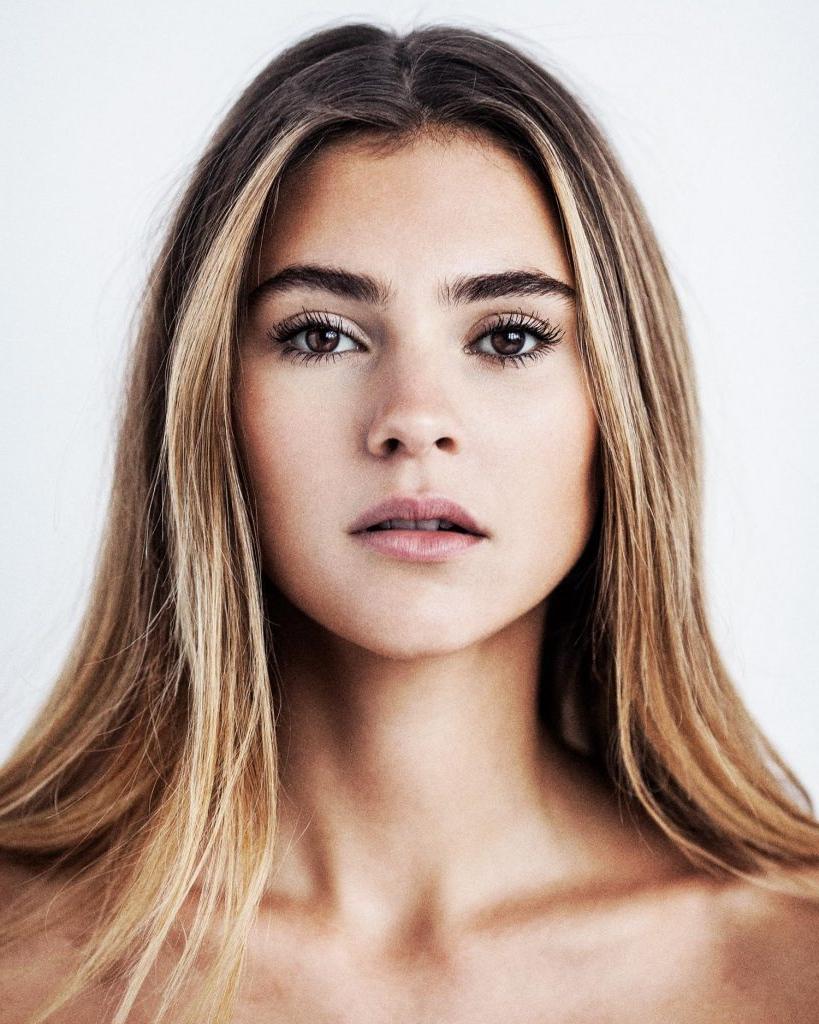 9P Stefanie Giesinger Nude