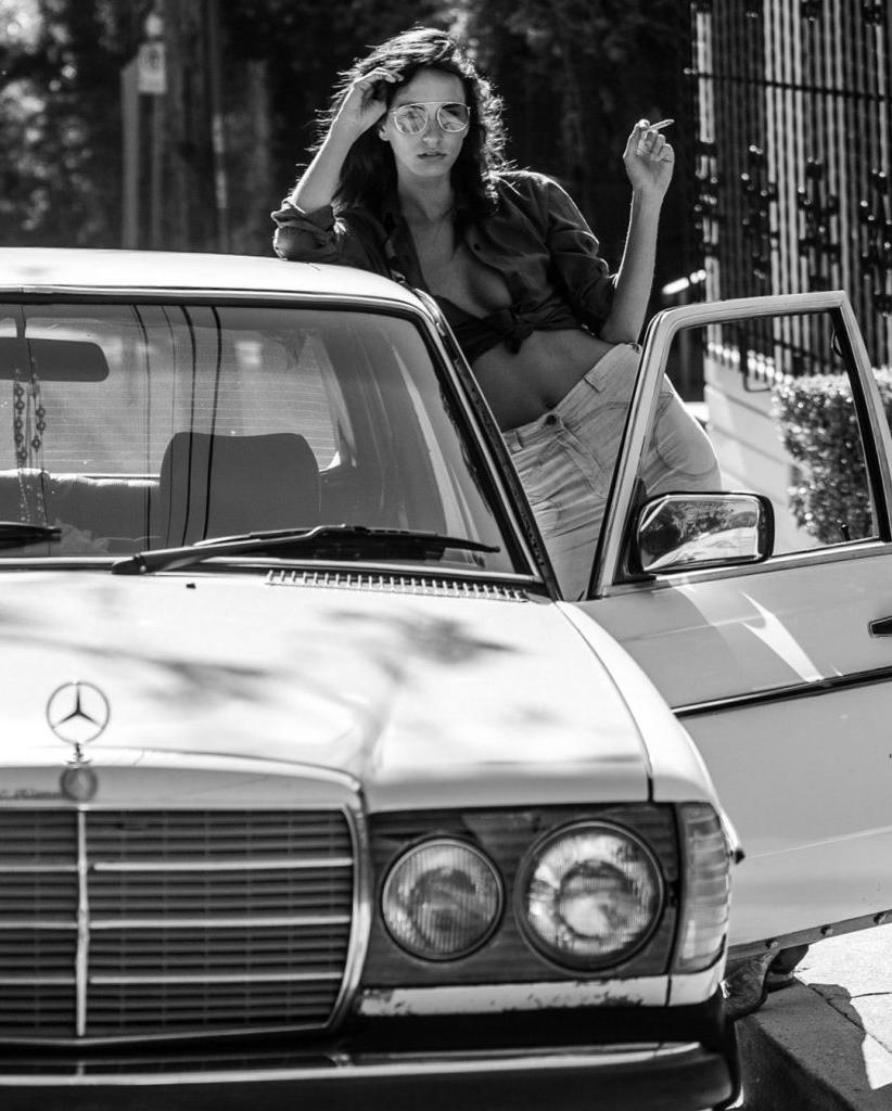 25P Stephanie Moore Nude
