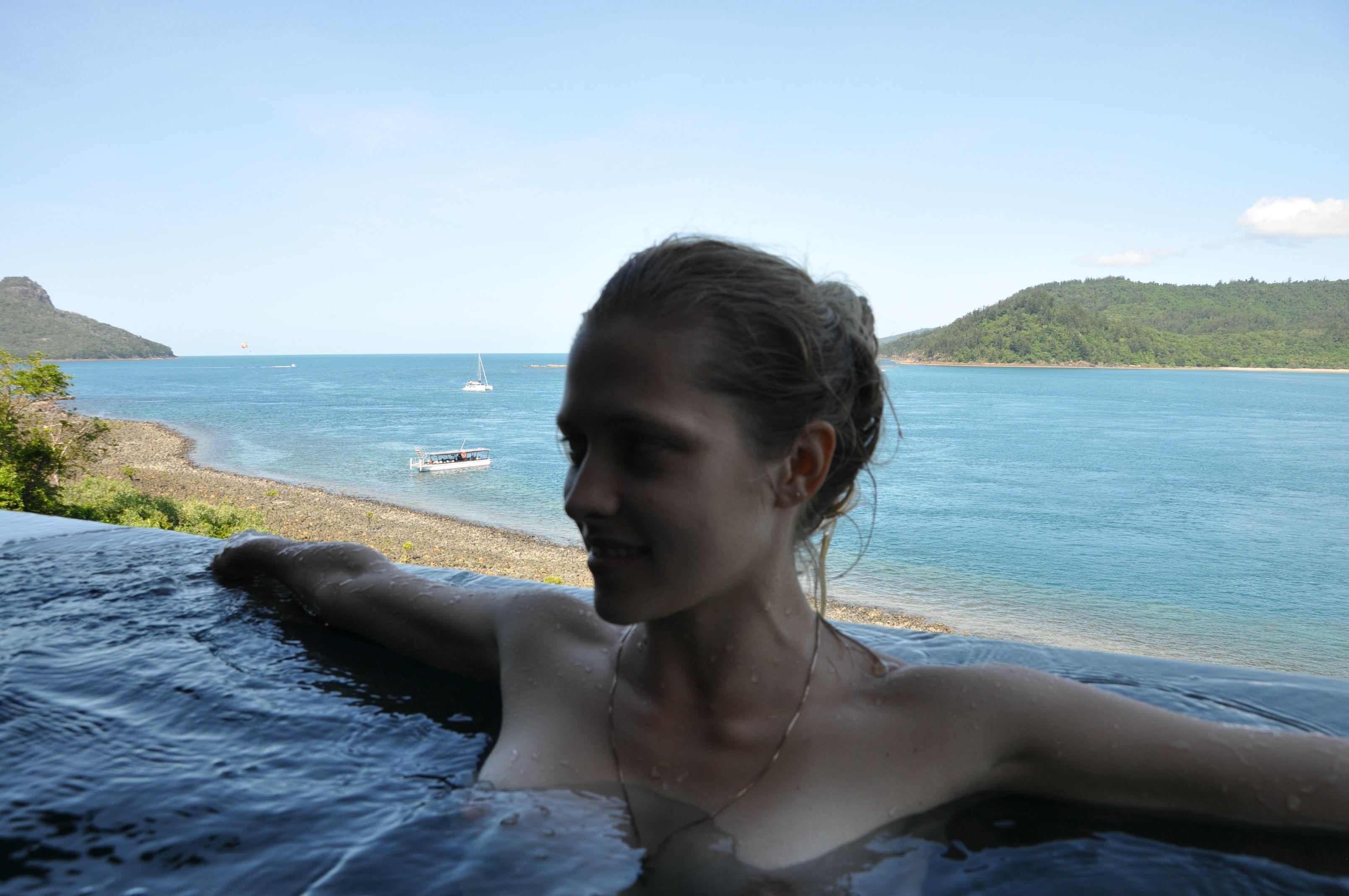 18P Nude pics of Teresa Palmer