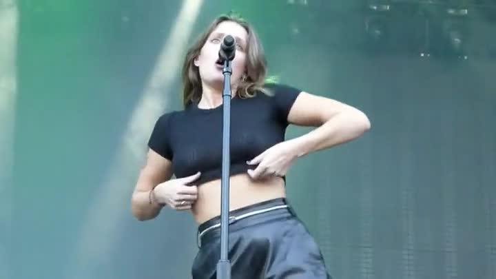 4P Tove Lo nude pics