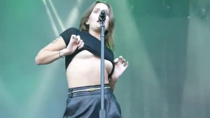 4P Tove Lo nude pics
