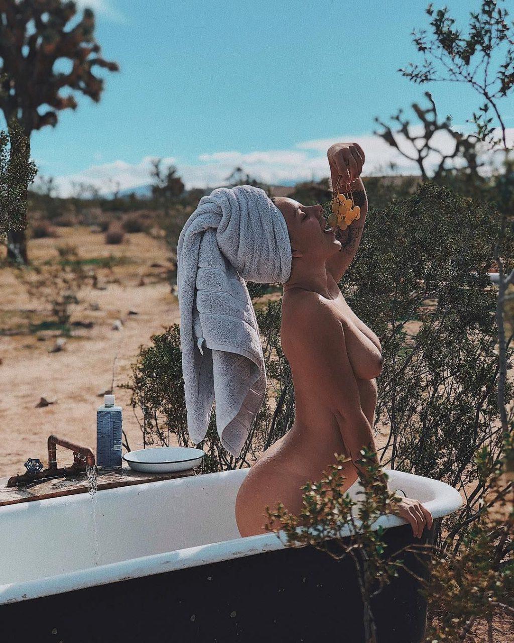 25P Xoe Zahara Nude