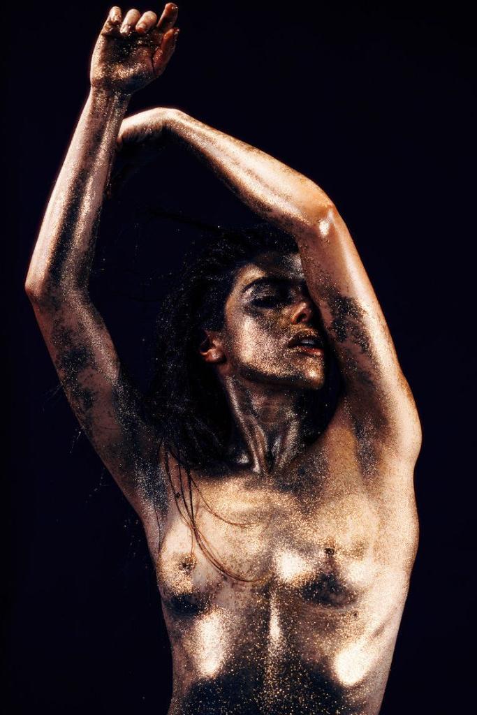 25P Chiara Bianchino Nude