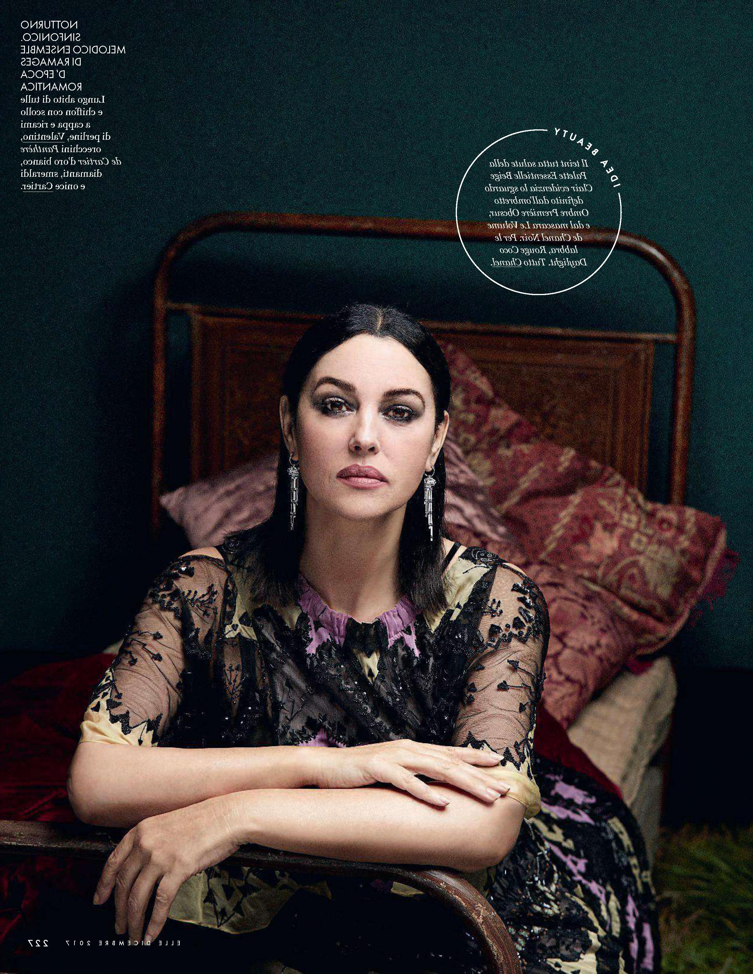 17P Monica Bellucci Nude