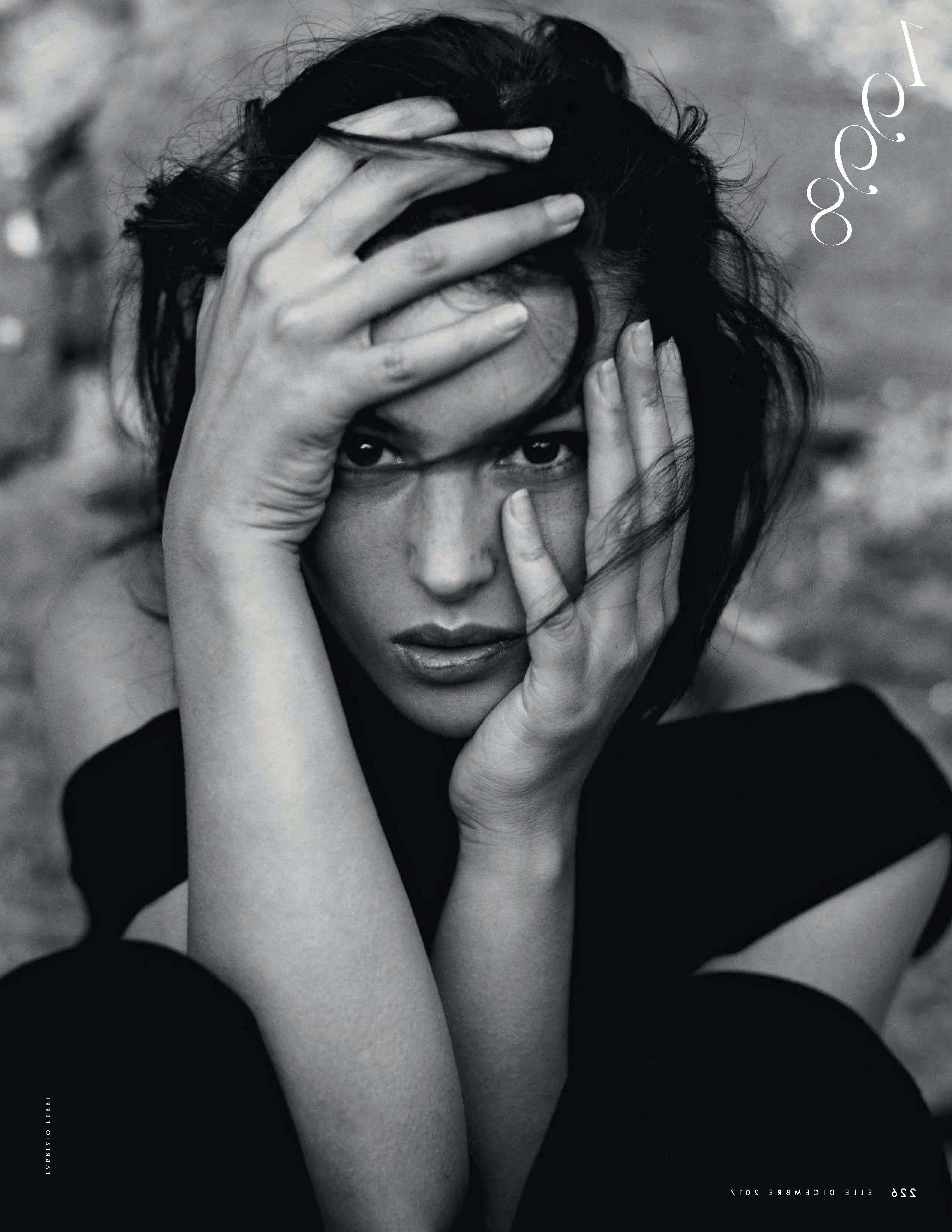 17P Monica Bellucci Nude