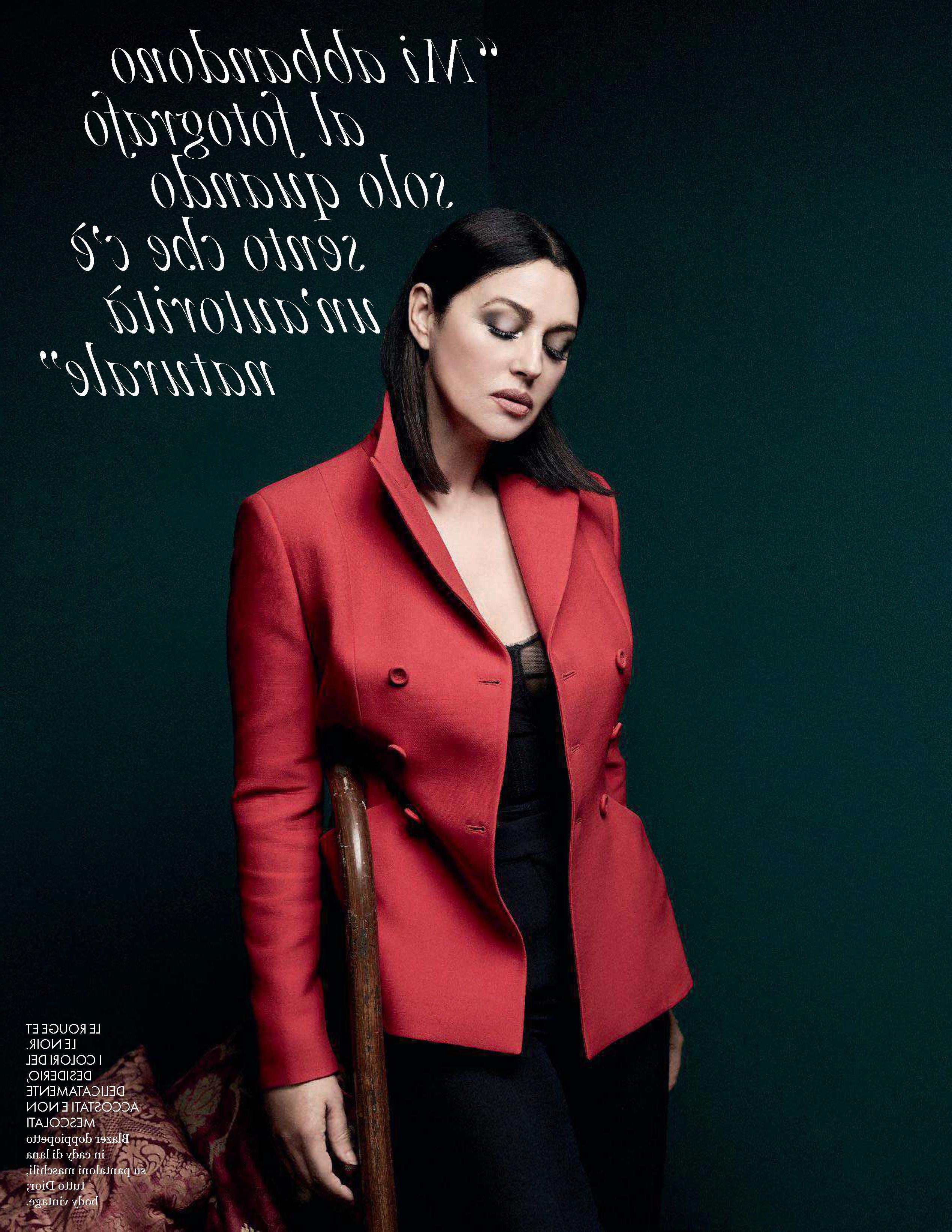 17P Monica Bellucci Nude