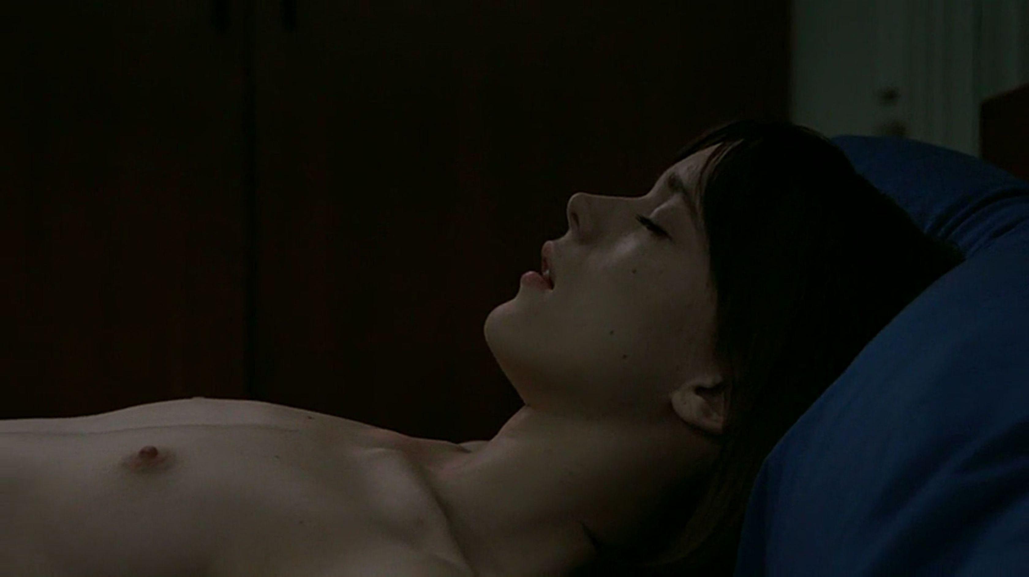 17P Stacy Martin Nude