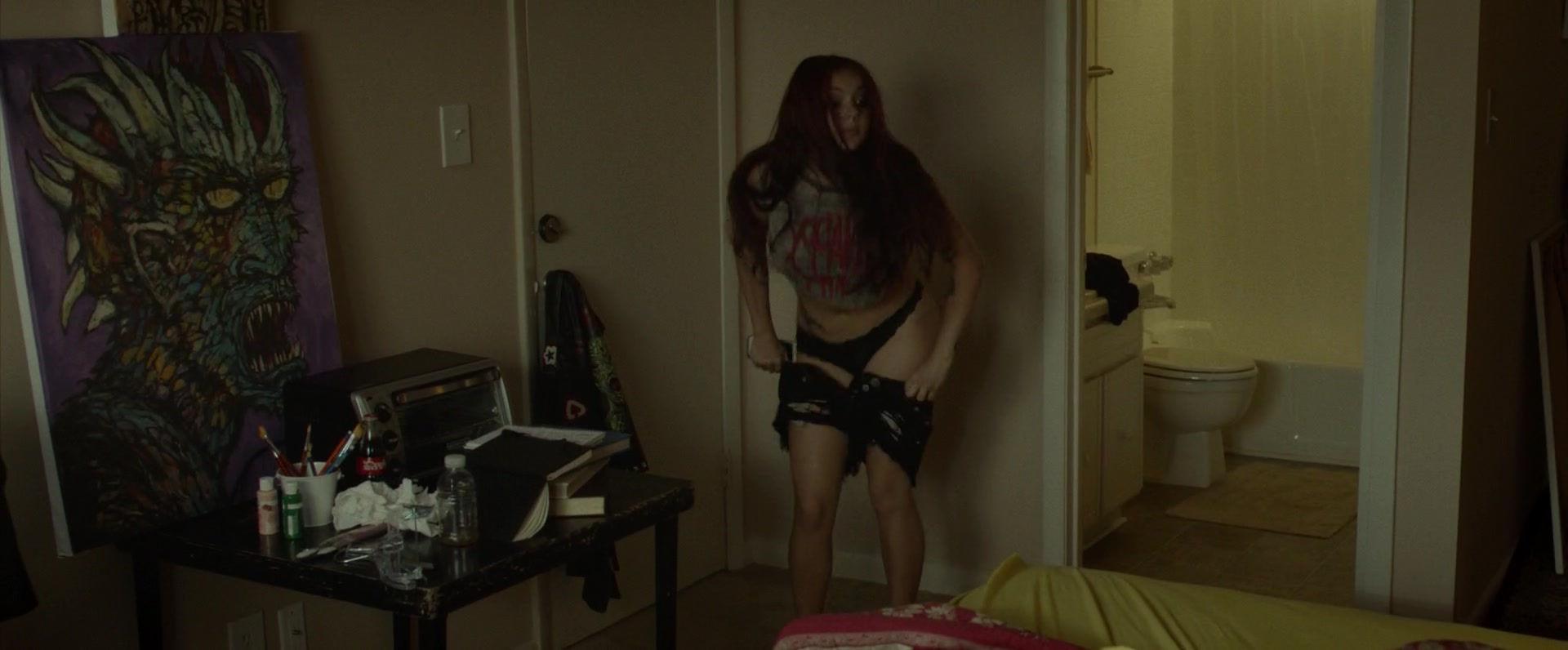 25P Ariel Winter Nude