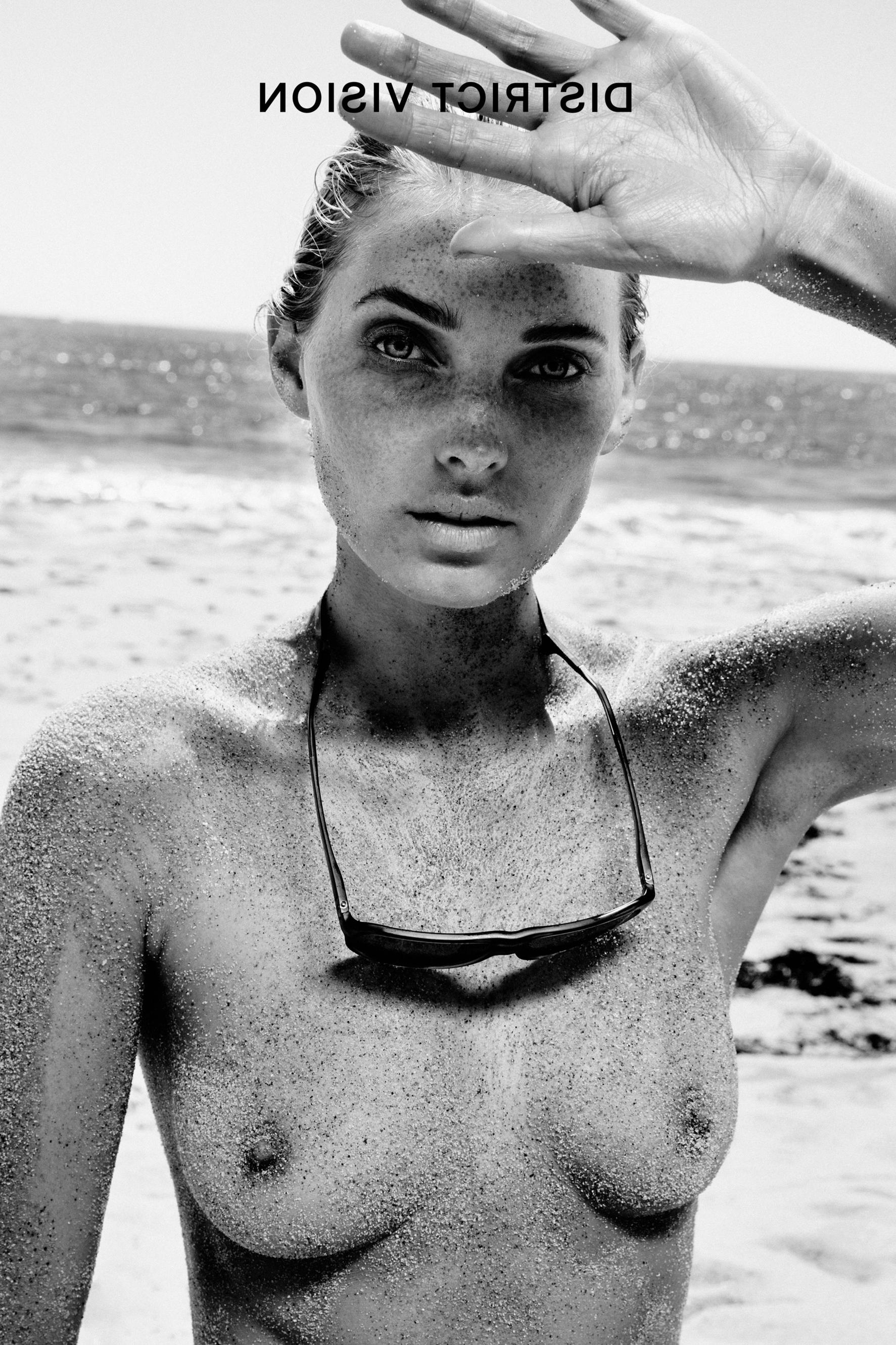 7P Elsa Hosk Nude