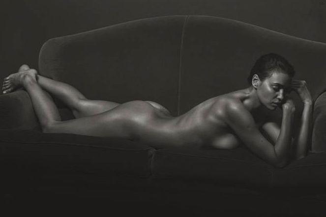 10P Irina Shayk Nude Photos