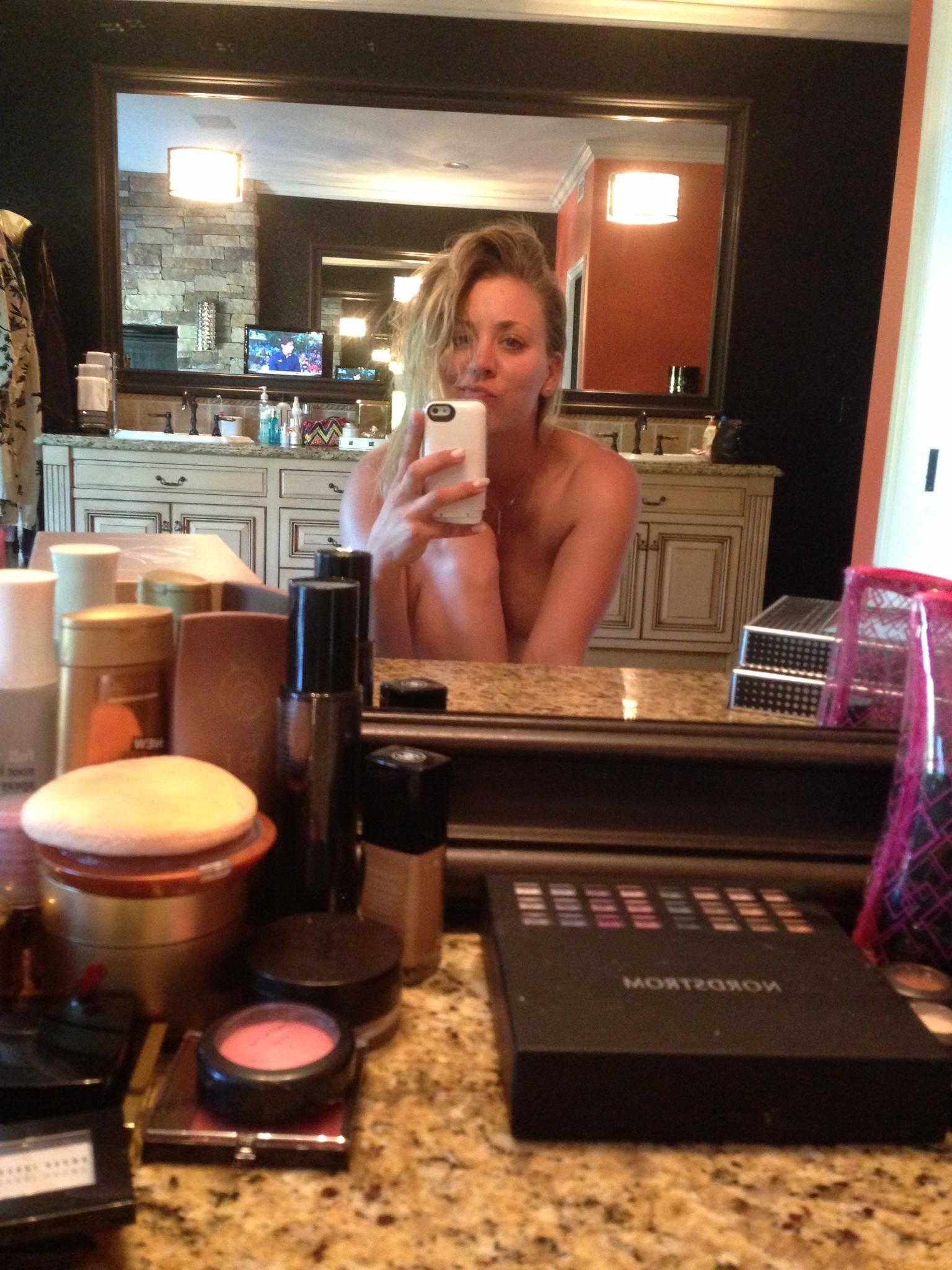 23P Hottest Kaley Cuoco on nude photos