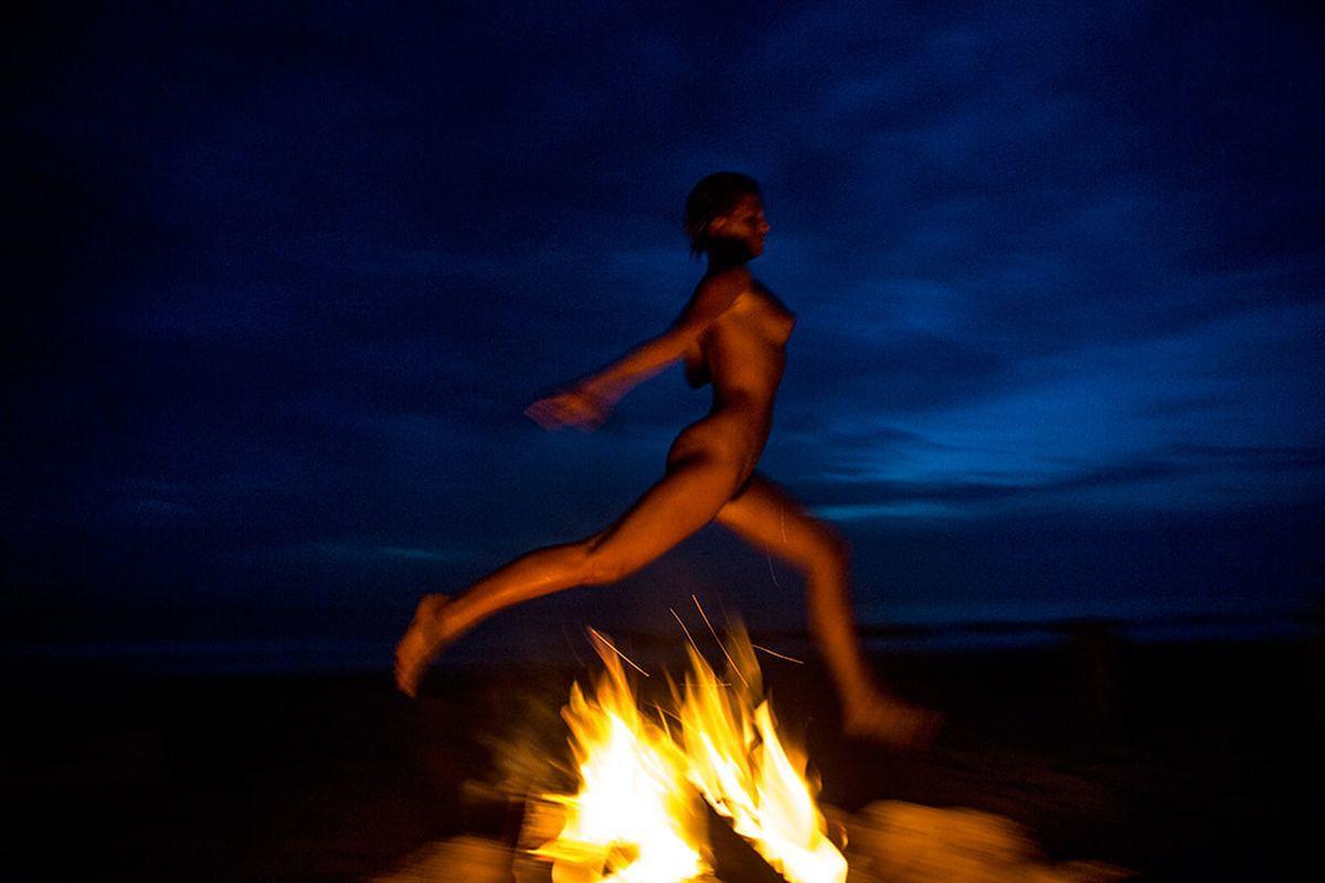 25P Marisa Papen Nude