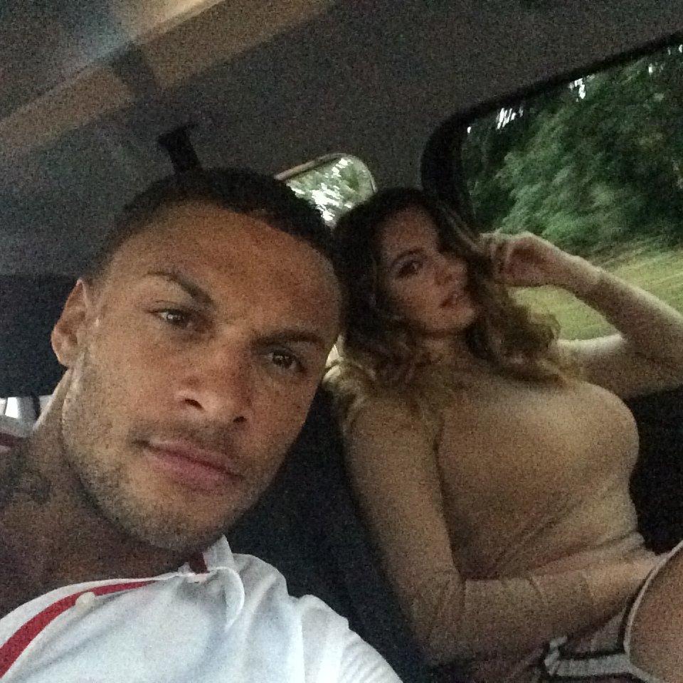5P Kelly Brook nude photos