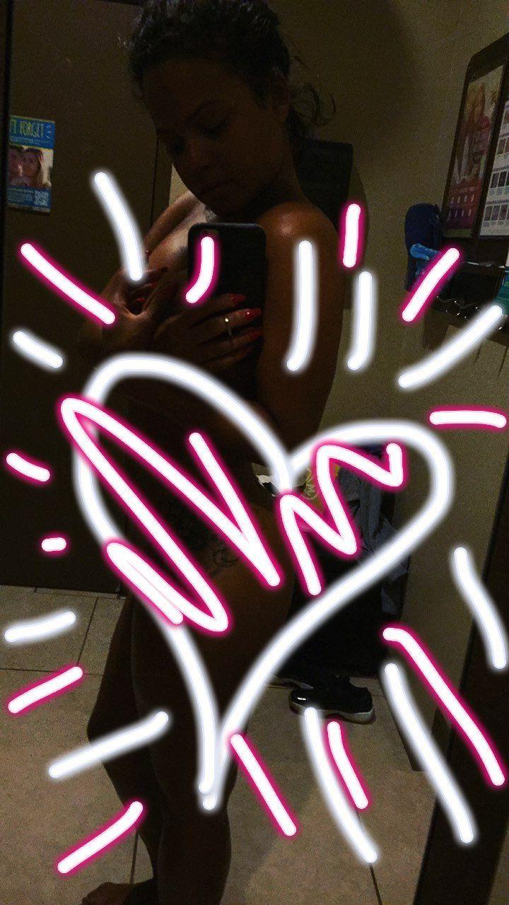 6P Nude Photos of Christina Milian