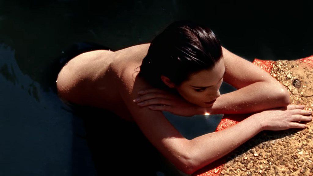 9P Kendall Jenner Nude
