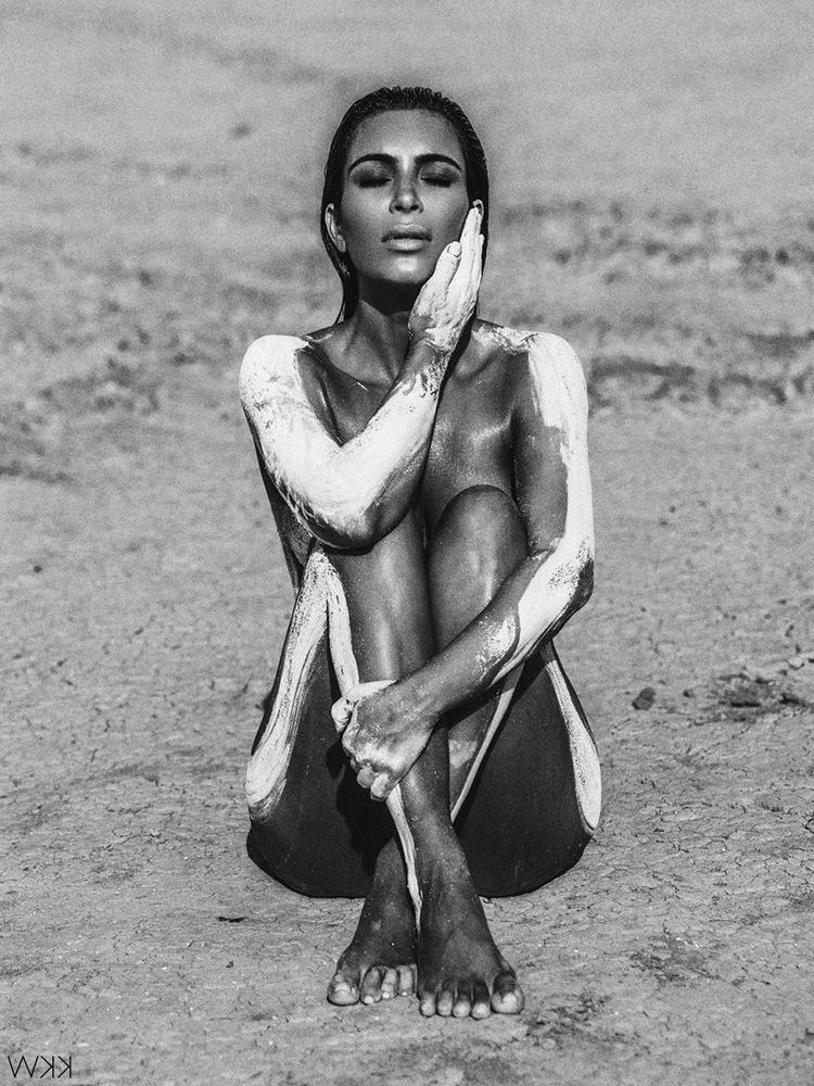 9P Nude pics of Kim Kardashian