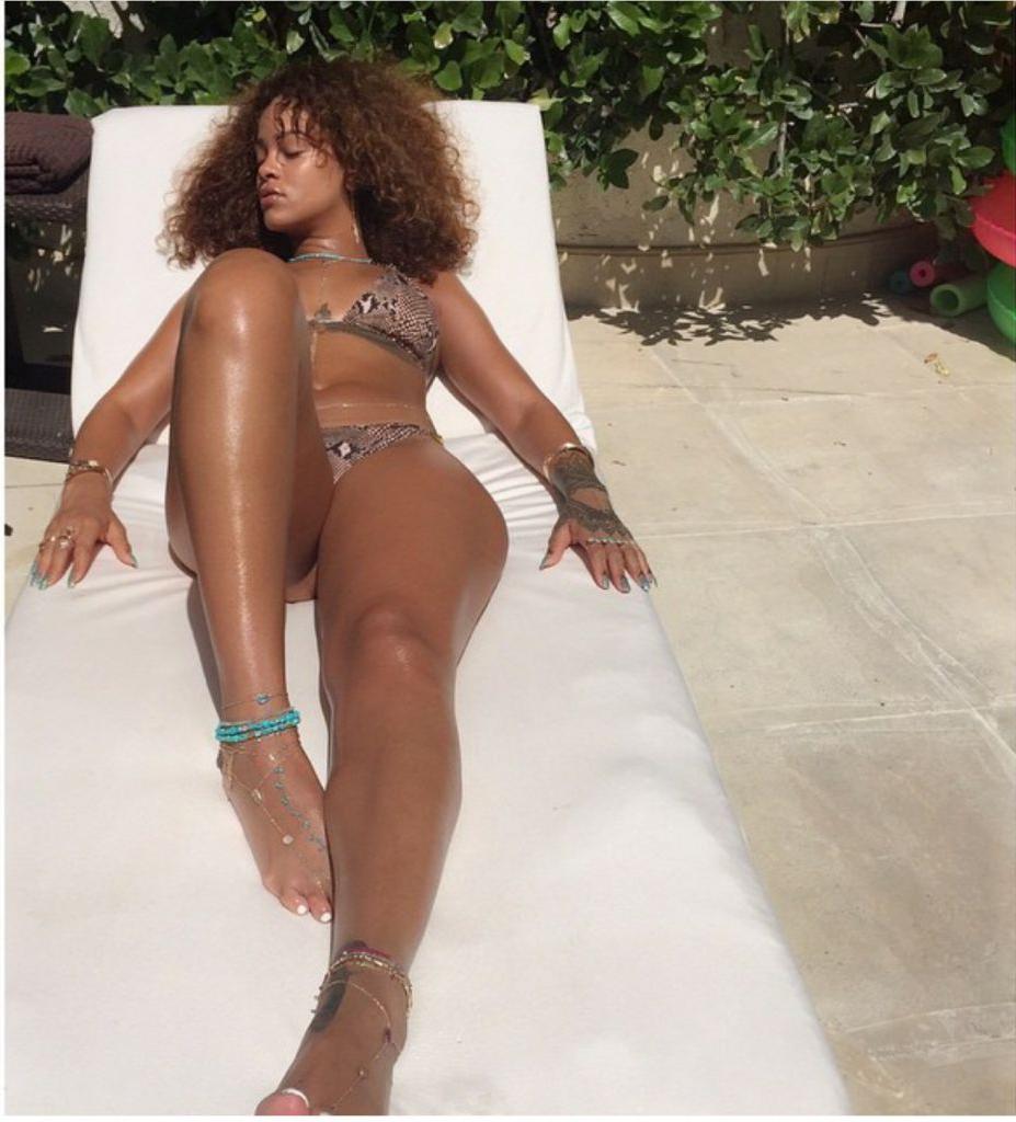 11P Rihanna Nacktbilder