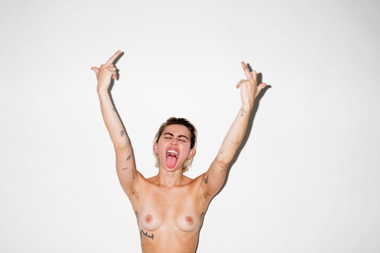 19P Miley Cyrus nude photoshoot