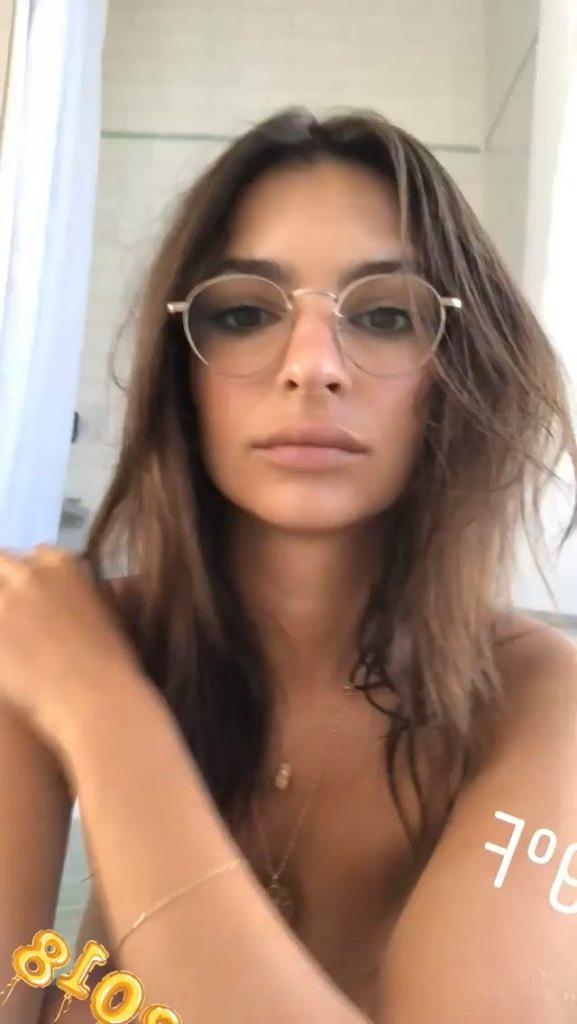 6P Emily Ratajkowski Nude