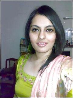 11P Paki sluts salwar kameez in satin