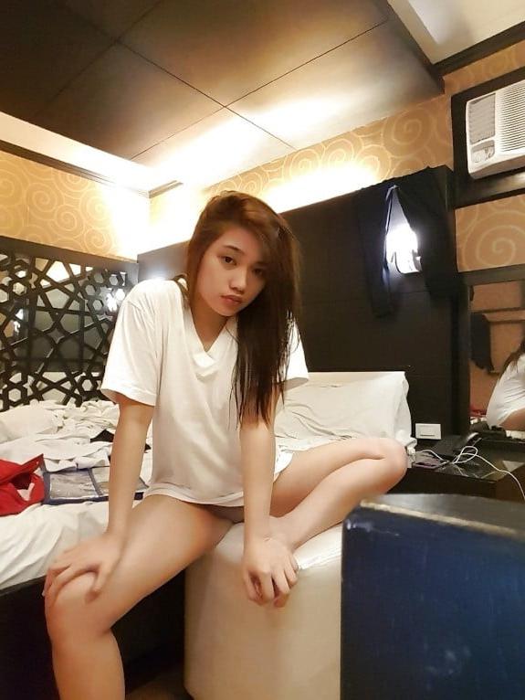 25P TWO HOT PINAY LESBIANS