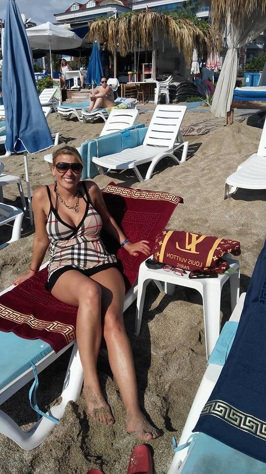 19P Bulgarian mature whore Hristina