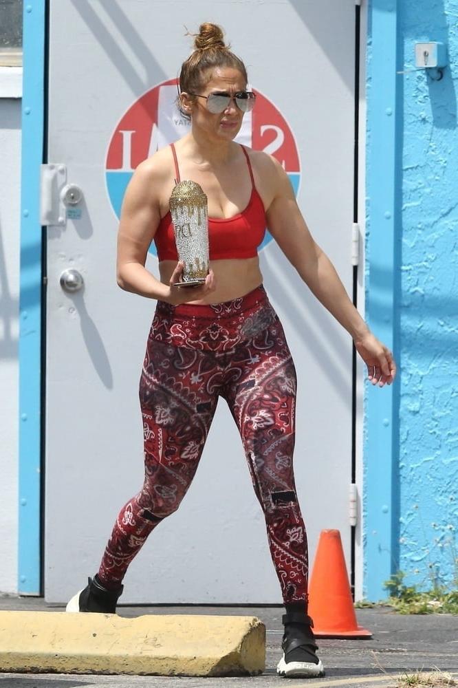 25P Stuff That Turns Me On: Sports Bras (Bra, Gym, Sporty, Sexy)
