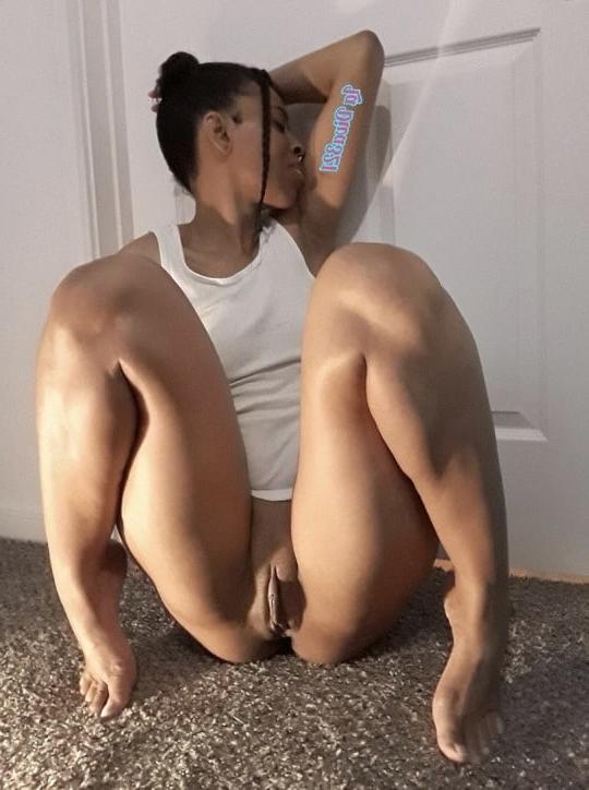 25P Nude Thots 4.0