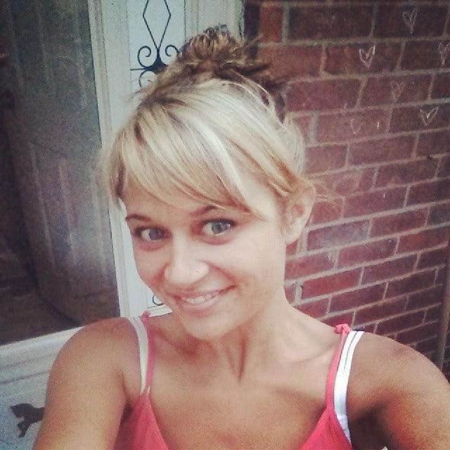 25P White Trash Hottie