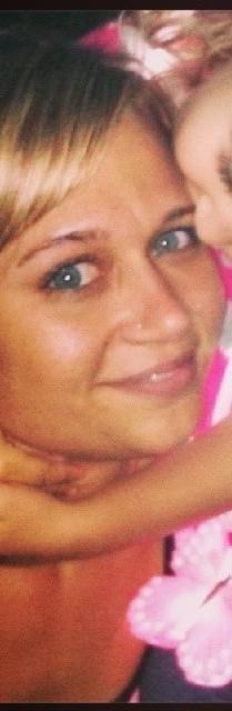 25P White Trash Hottie