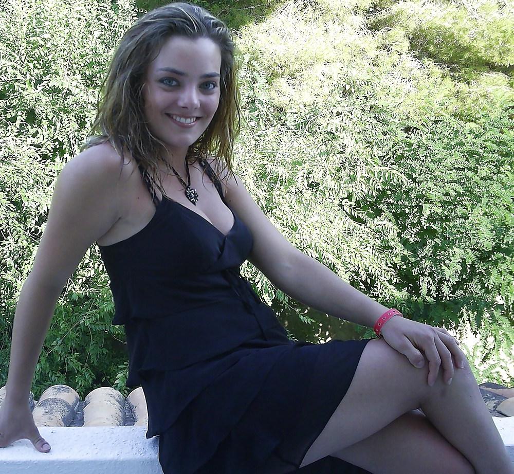 25P Hot Wife 1