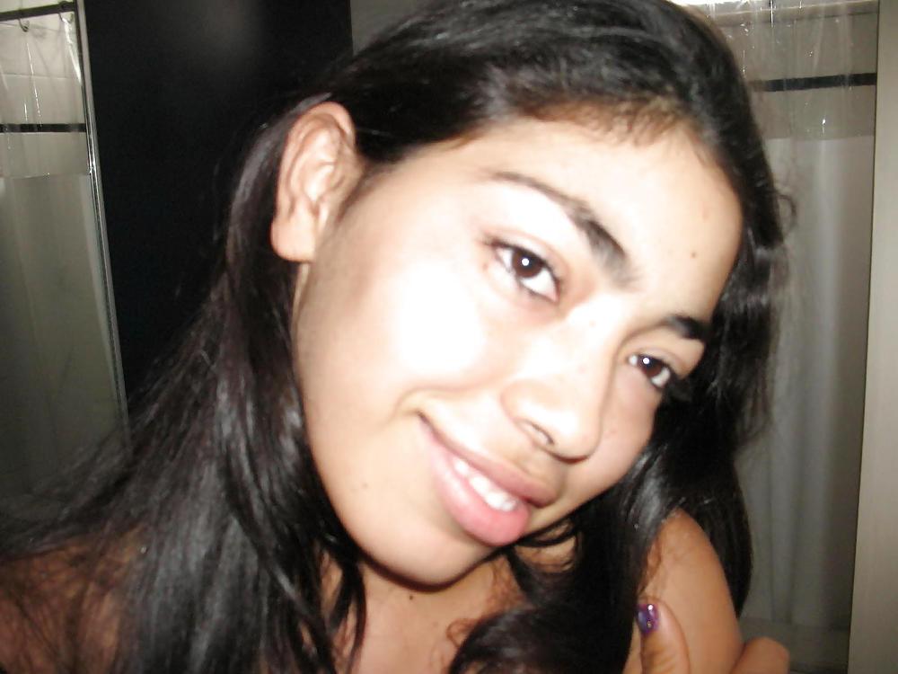 25P LATINA TEEN