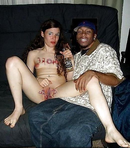 25P White Daughters Away At College
