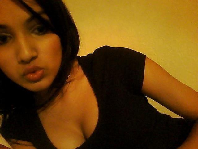 25P Hot Girl Maldiv Honeymoon Nude Picture leaked