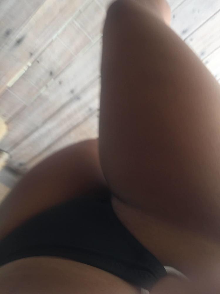 25P Hot Girl Maldiv Honeymoon Nude Picture leaked