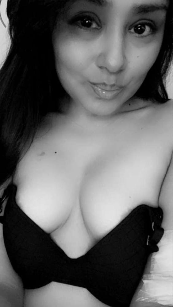 25P Latina teen