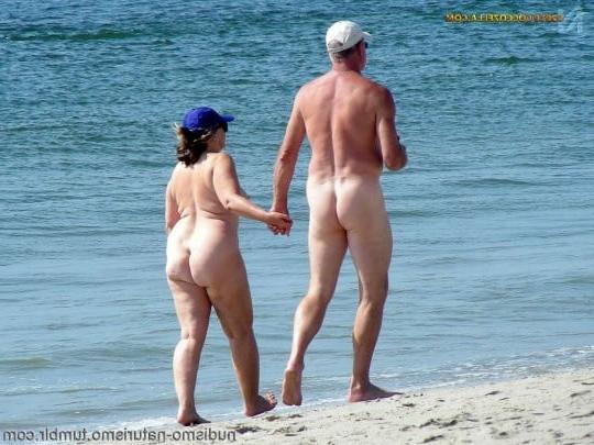 25P Matures and Grannies Nudist Asses Edition