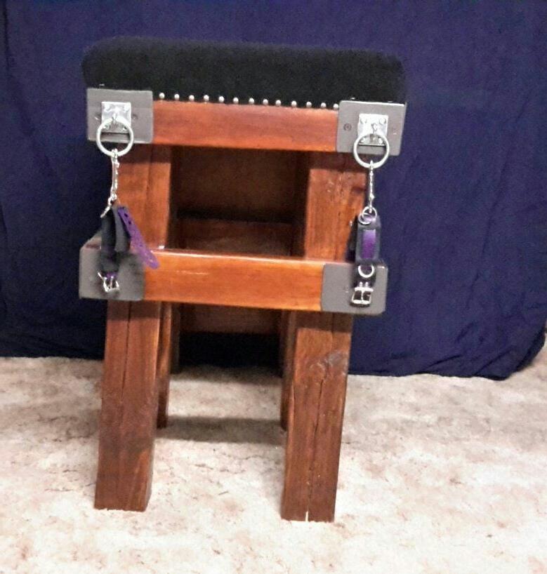 25P Mobilier BDSM