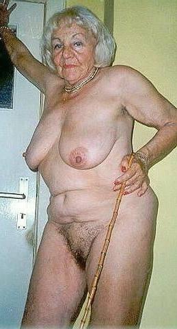 25P Older and hot 296 (Saggy tits)